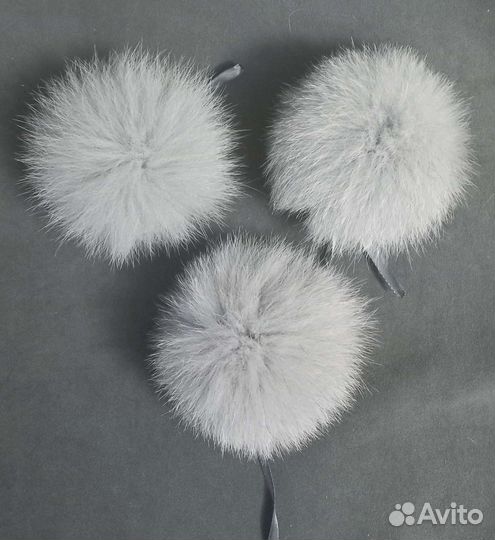 Меховые помпоны