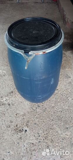 Бочка пластиковая бу 127 литров