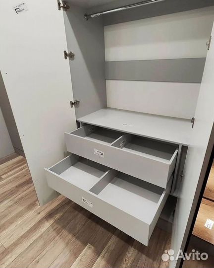 Шкаф четырехстворчатый (и другие)