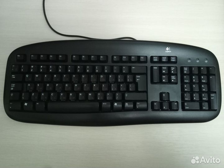 Клавиатура Logitech Y-SU61 PS/2