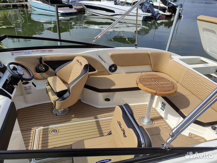 2023 г. катер Sea Ray 230 spxe