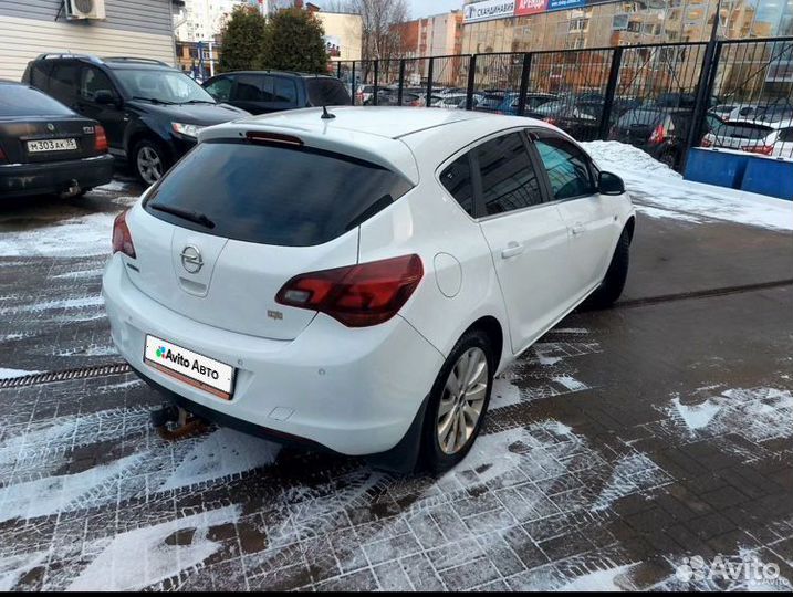 Opel Astra 1.6 МТ, 2012, 230 000 км
