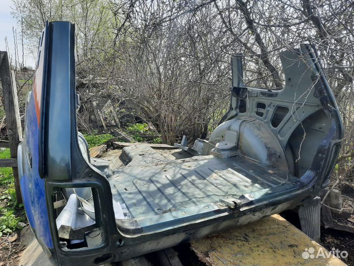 Задняя часть кузова нива 2131