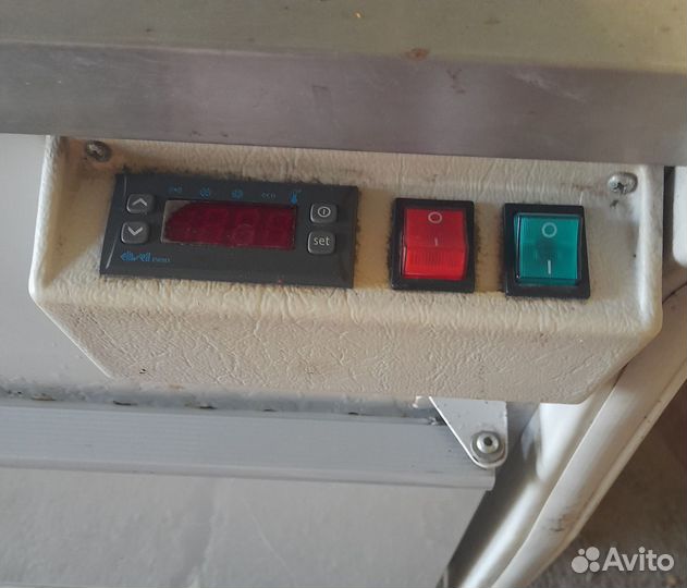 Холодильник витрина