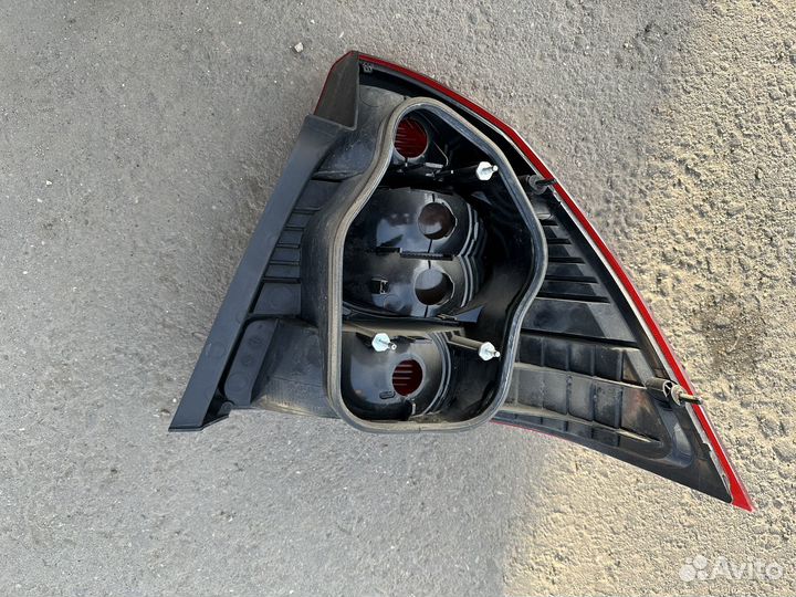 Задний фонарь Ford focus 2 рестайлинг седан