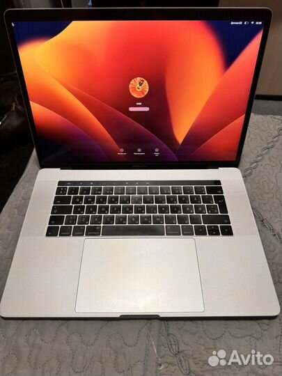 Macbook Pro 15 2017 i7/16/512gb в хор. состоянии