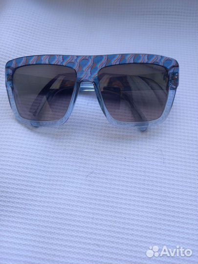 Солнцезащитные очки женские gucci