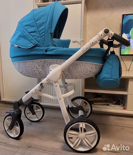 Прогулочная коляска Roan bass 2 в 1