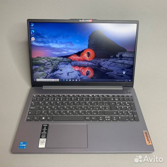 15.6'' FHD Ноутбук Lenovo IdeaPad Slim 3 15IRU8 (8