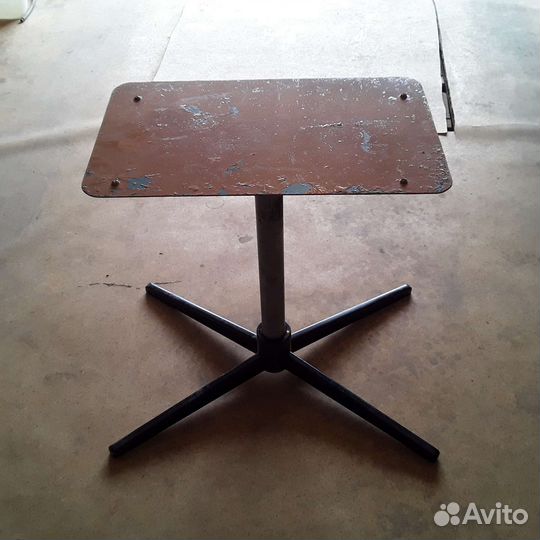 Подставка для телевизора