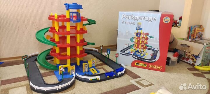 Парковка для машинок полесье