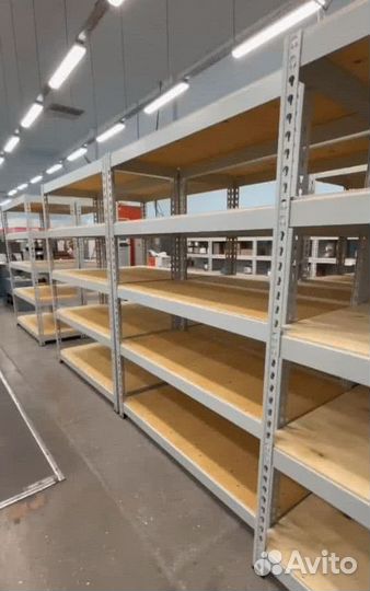 Крепкие стеллажи на заказ: регулируемые полки и грузоподъемность до 2400 кг