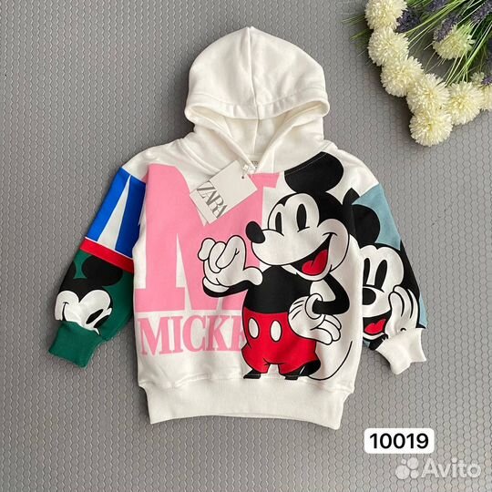 Толстовка zara