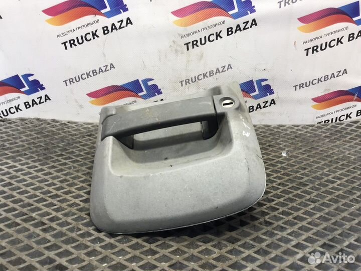 81626416078 Ручка двери наружная правая