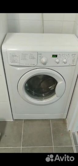 Стиральная машина indesit