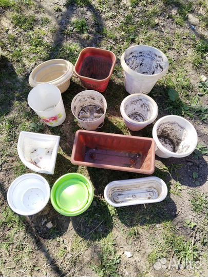 Пластиковые горшки, вазоны, кашпо б/у