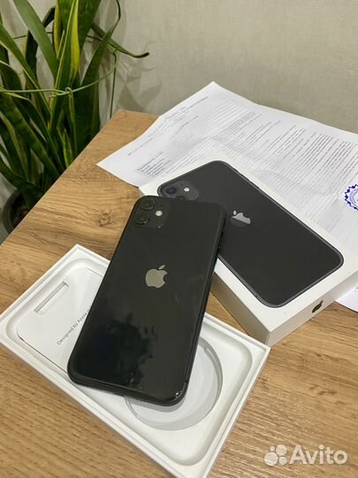 iPhone 11, 128 ГБ