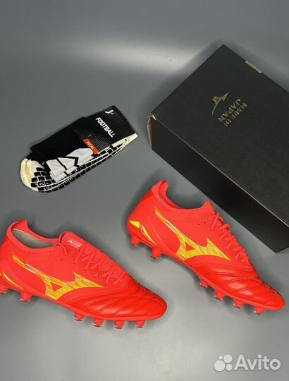 Футбольные бутсы mizuno