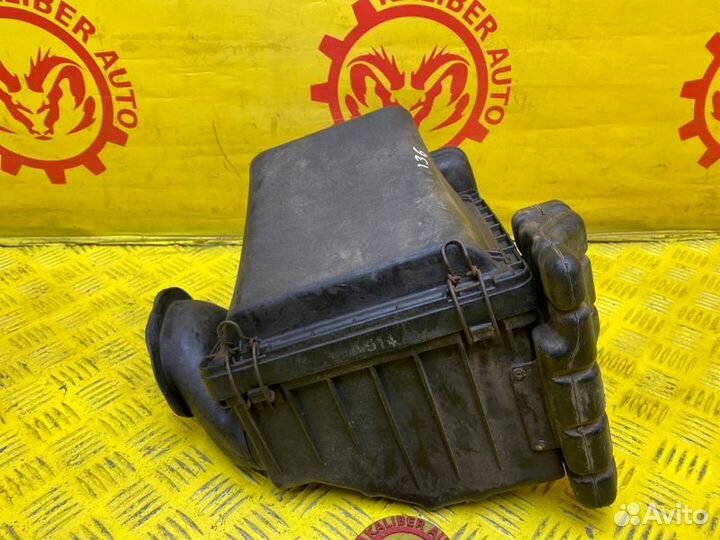 Корпус воздушного фильтра Mitsubishi Pajero 2 3.5