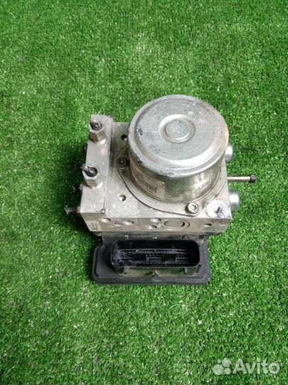 Блок ABS Nissan X-Trail DNT31 M9R