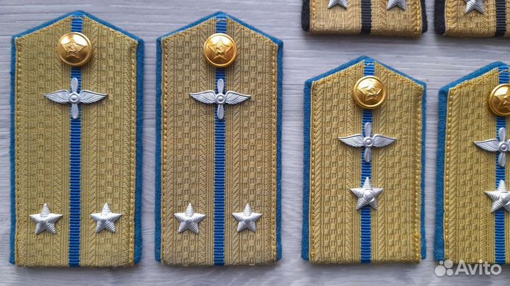 Детские, очень короткие погоны войск ркка