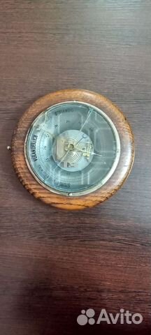 Барометр настенный