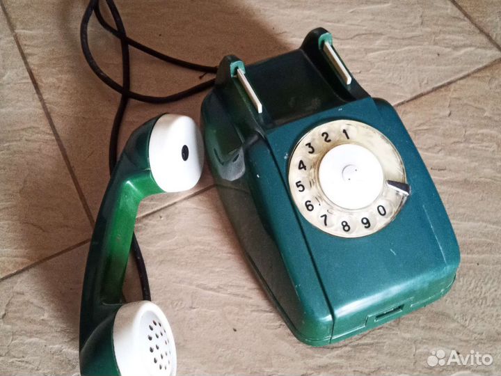 Старый телефон СССР