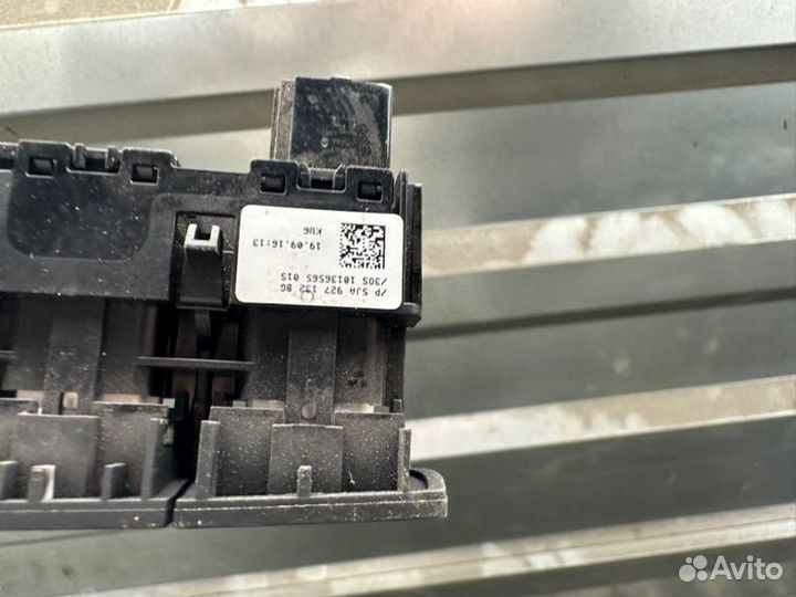 Блок кнопок Skoda Rapid CWV 2016