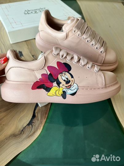 Oversized Sneaker alexander mcqueen disney