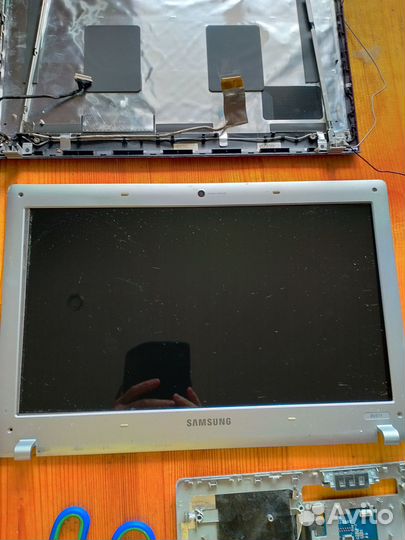 Рамка матрицы ноутбука samsung RV511