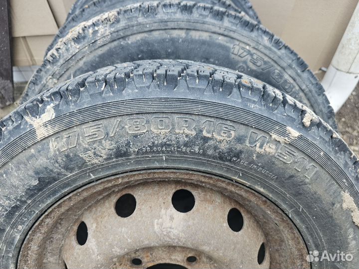 Колеса на машину