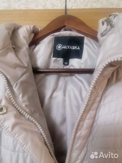 Куртка женская 46 размер