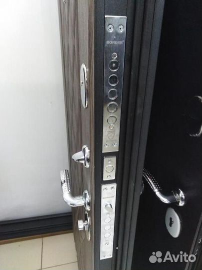 Дверь металлическая Палисандр темный