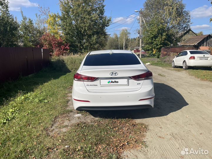 Hyundai Elantra 2.0 AT, 2018, 141 000 км