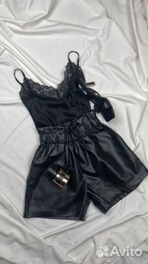 Легкие шорты на лето