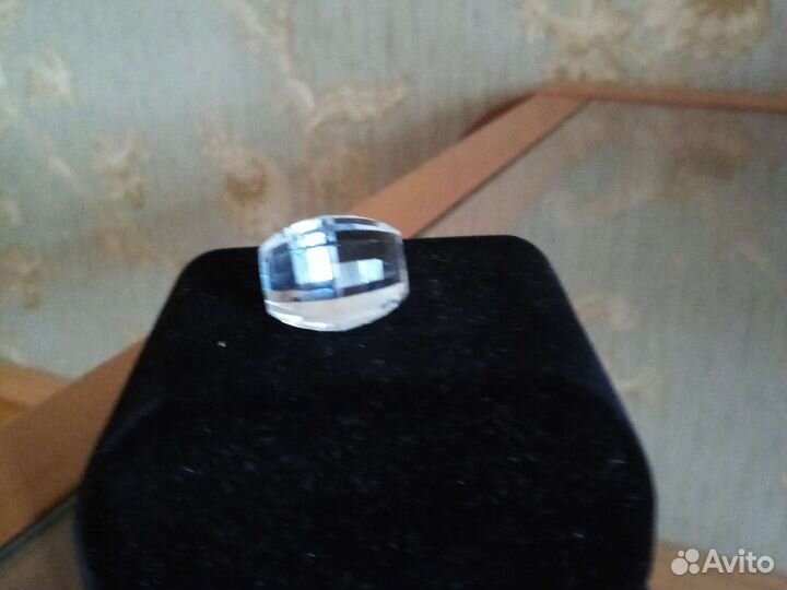 Горный хрусталь камень