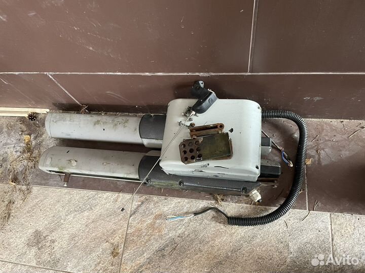 Ворота распашные бу с автоматикой