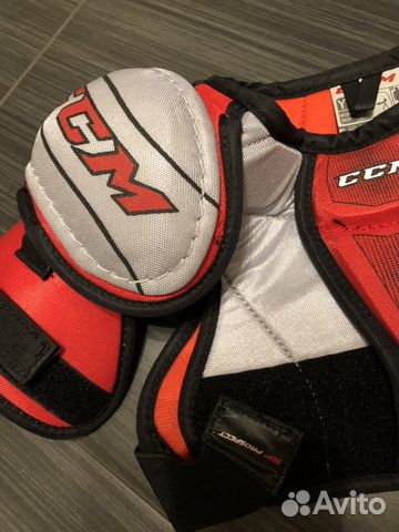 Нагрудник CCM