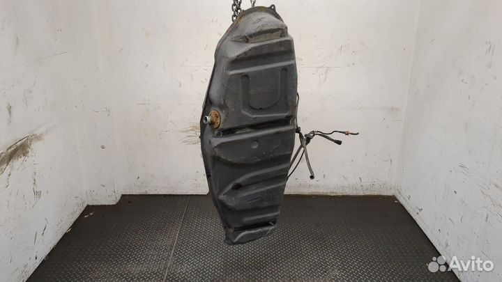 Бак топливный Toyota RAV 4, 2011