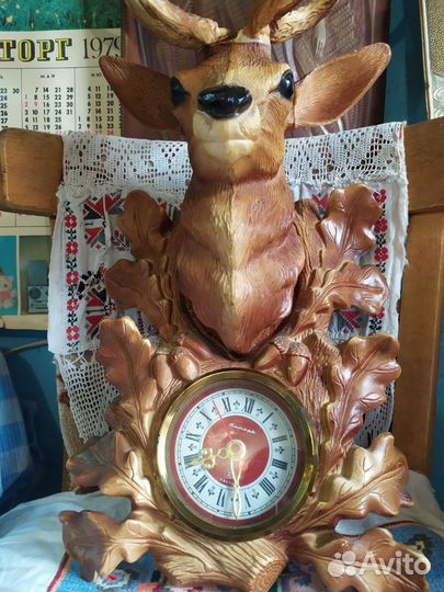 Часы настенные олень Янтарь СССР