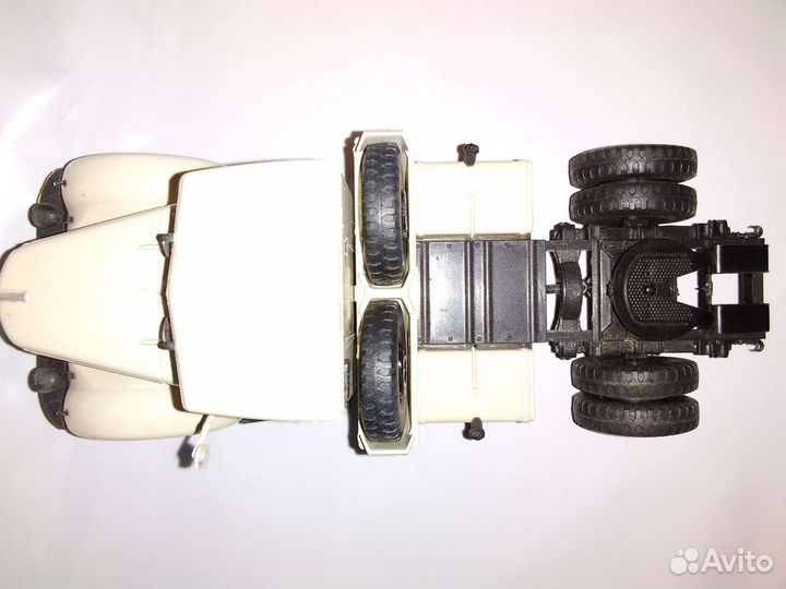 Модель,маз 200 тягач