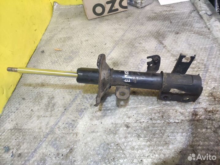 Передний правый амортизатор Geely Emgrand 7