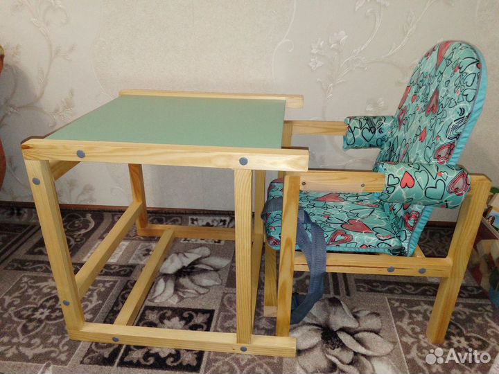 Столик для кормления