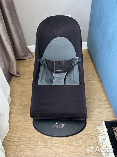 Шезлонг babybjorn