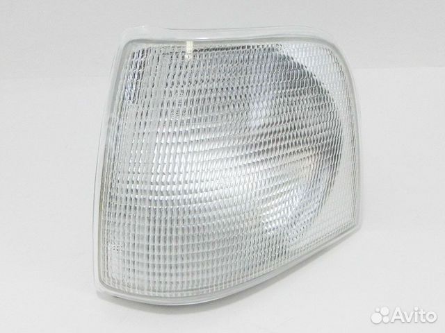Указатель поворота левый Audi 100 C3