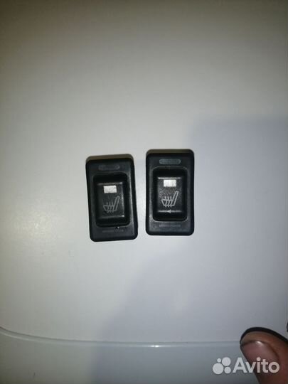 Кнопка обогрева сидений Nissan Primera