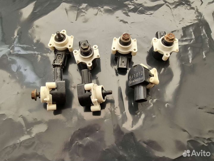 Датчик положения кузова Lexus