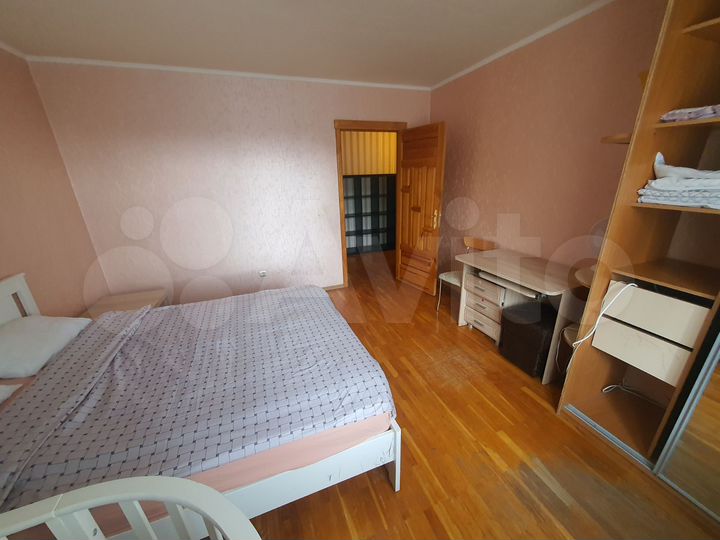 Комната 18 м² в 4-к., 2/9 эт.