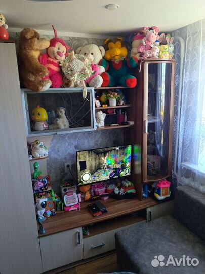 Стенка в гостиную со шкафом