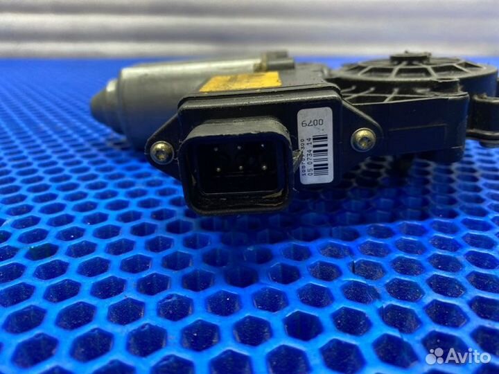 Мотор стеклоподъемника передний Opel Corsa B 1.2